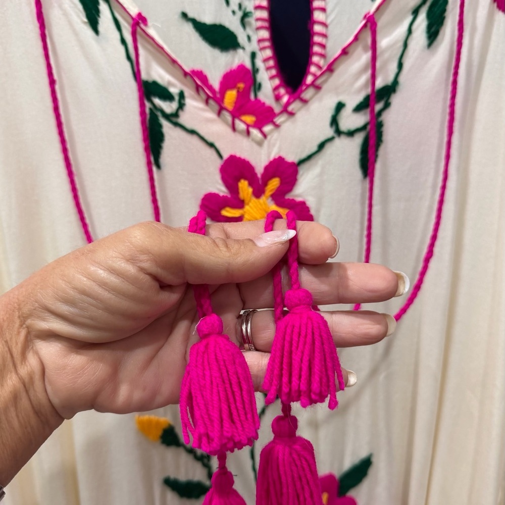 Sold  elsewhere Spell  Sayulita Kaftan with Pink and Green Embroidery Size S/M - Picture 9 of 13